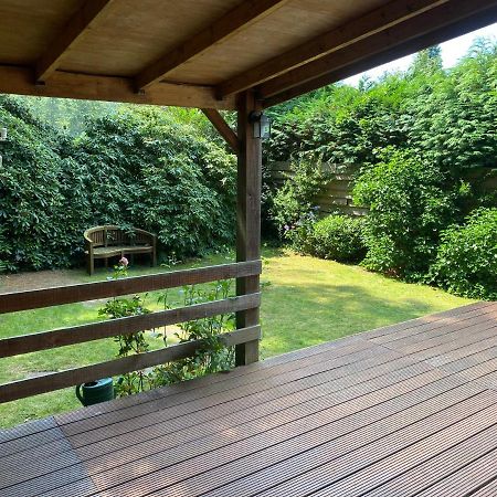 Ruim Privacyvol Chalet Met Overdekt Terras Ermelo Exterior foto