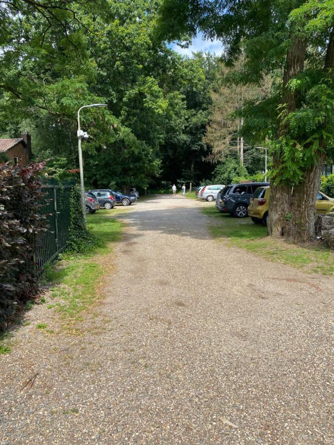 Ruim Privacyvol Chalet Met Overdekt Terras Ermelo Exterior foto